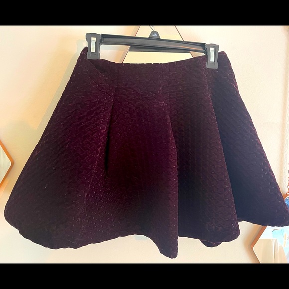 arc& co Dresses & Skirts - Arc & co velvet skirt…… perfect for holiday parties